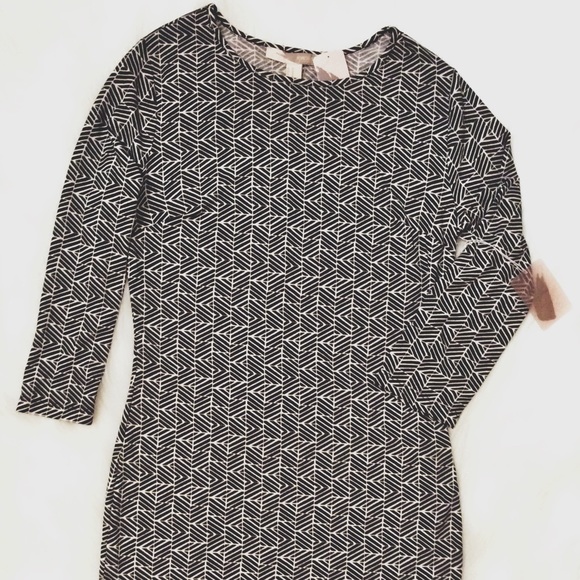 NWT Geometric Patterned Fitted Dress - Picture 2 of 8